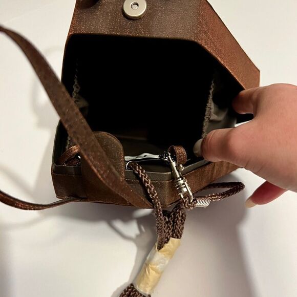 Super Unique Vintage 80s / 90s Brown 3D Trapeze Metallic Cloth Evening Handbag - Picture 8 of 8